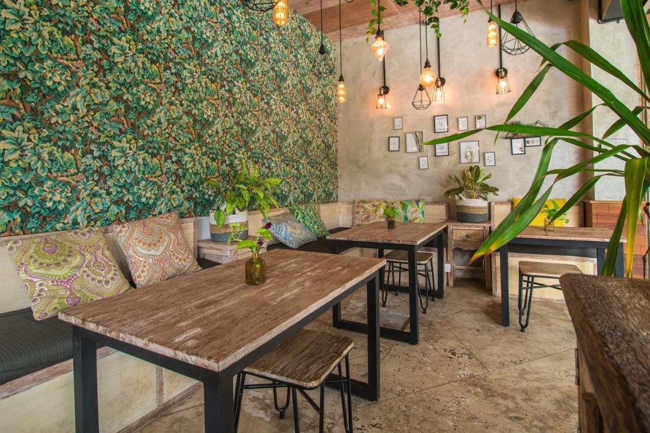 Gemini Star Hotel Kuta Lombok Eksteriør bilde